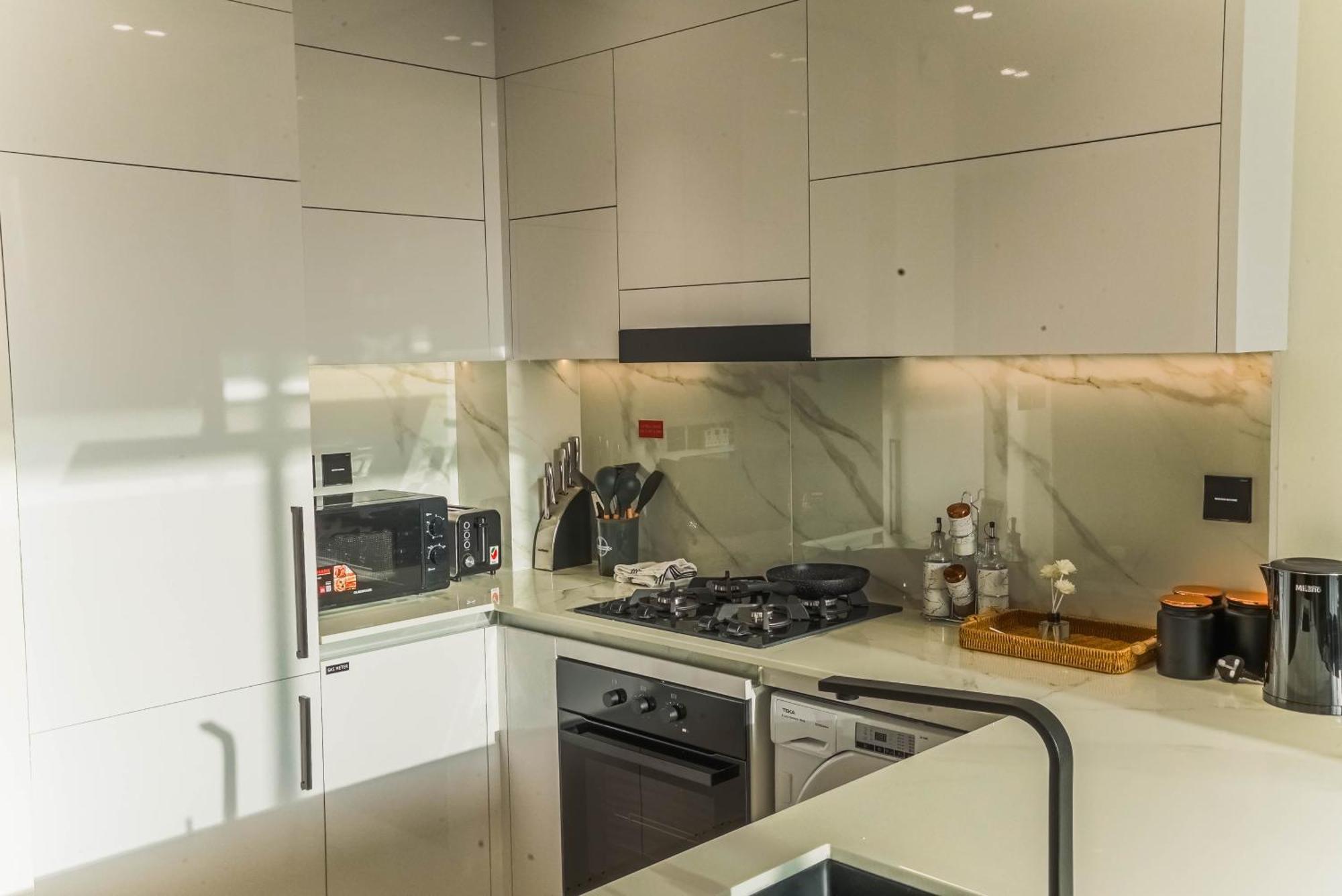 Binghatti Venus Jvc 1bhk